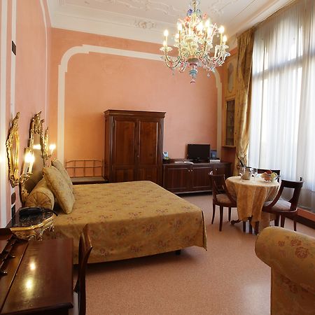 Hotel San Moise Venesia Bagian luar foto