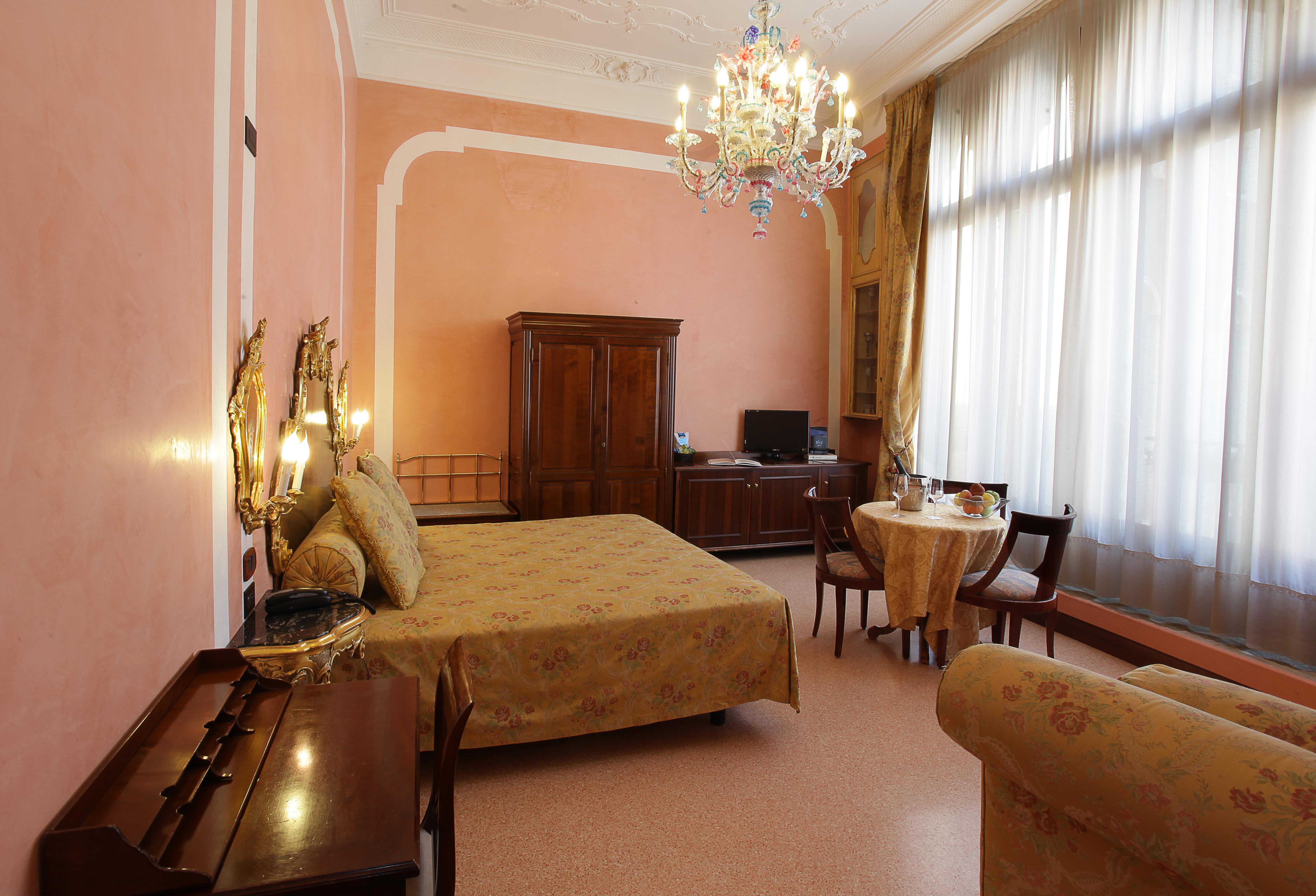 Hotel San Moise Venesia Bagian luar foto