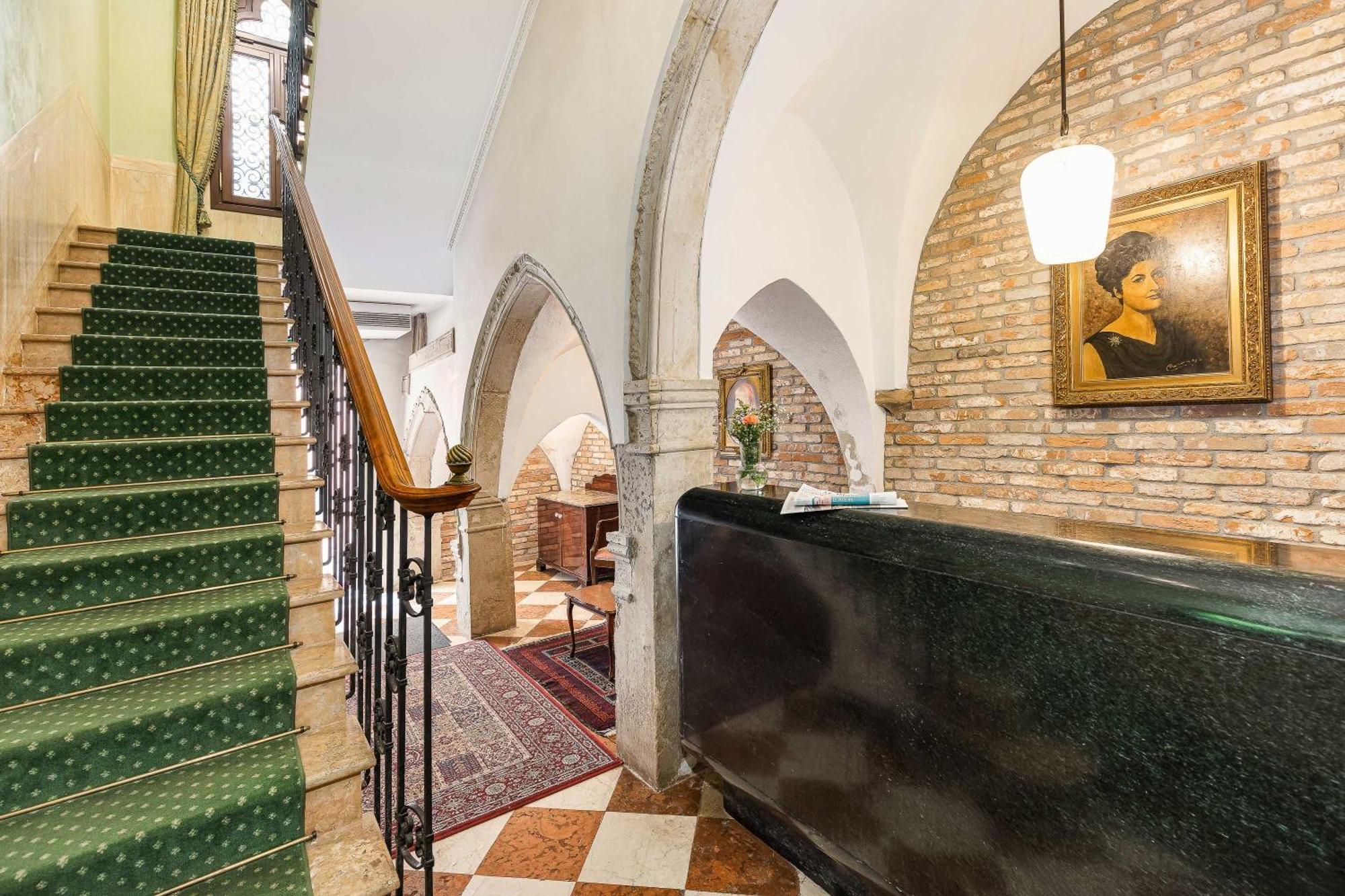 Hotel San Moise Venesia Bagian luar foto