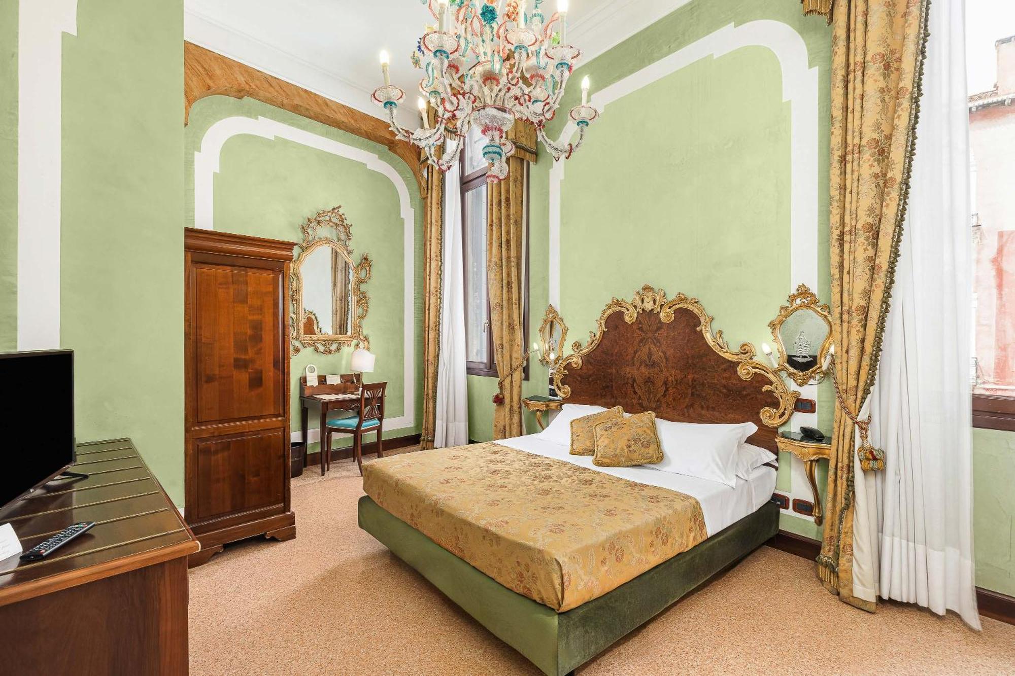 Hotel San Moise Venesia Bagian luar foto