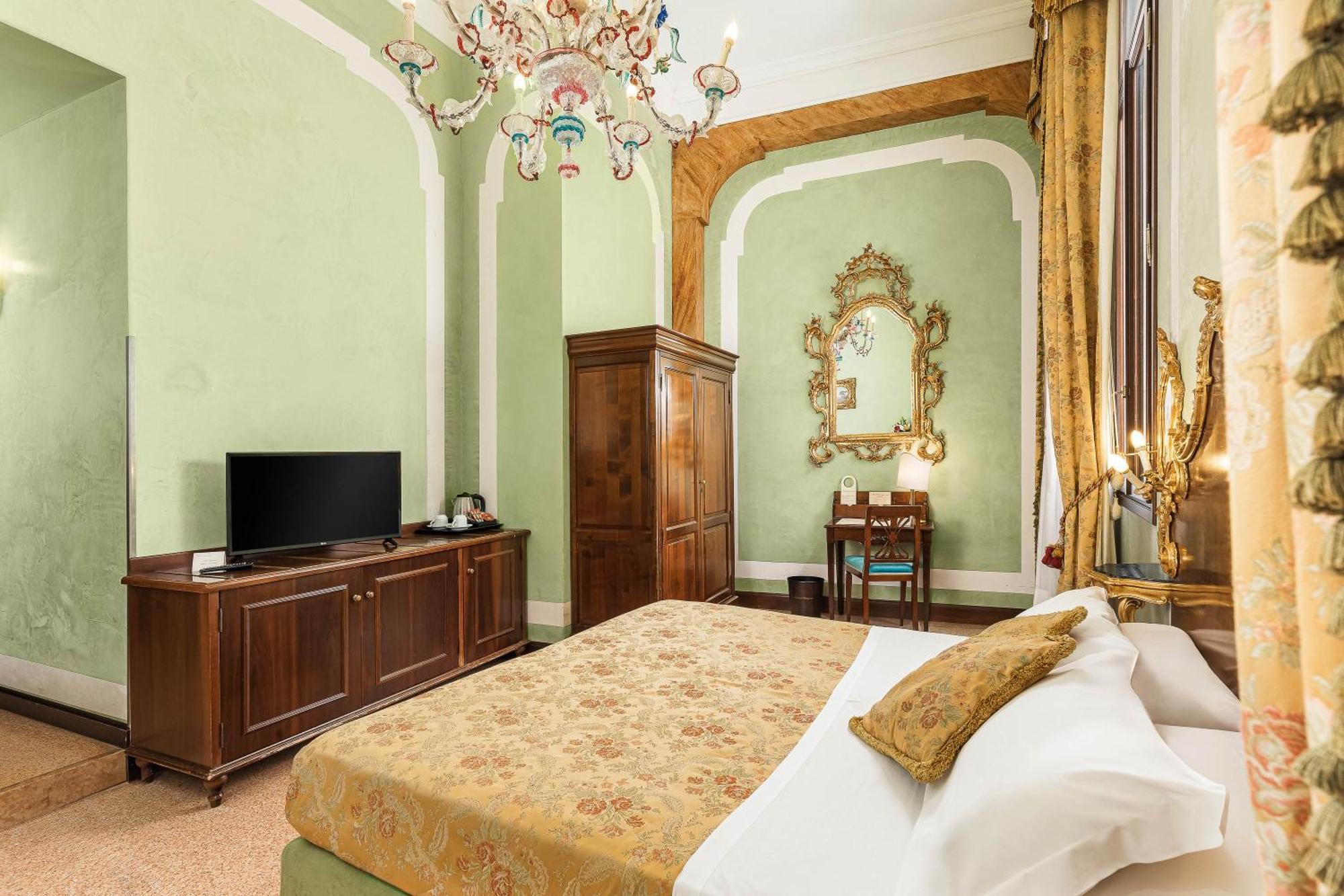 Hotel San Moise Venesia Bagian luar foto
