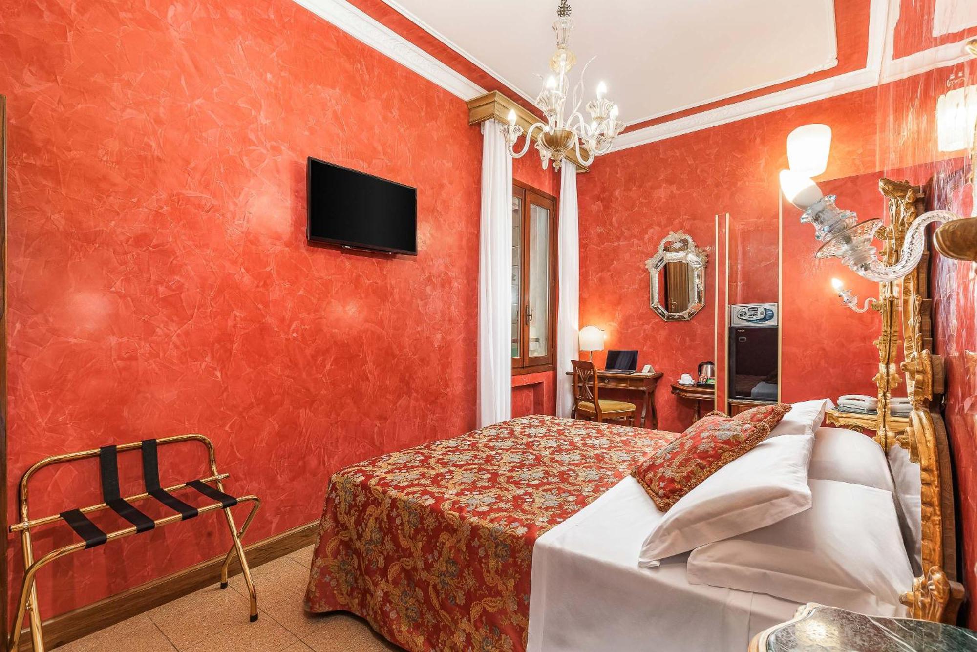 Hotel San Moise Venesia Bagian luar foto