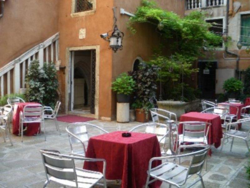 Hotel San Moise Venesia Bagian luar foto