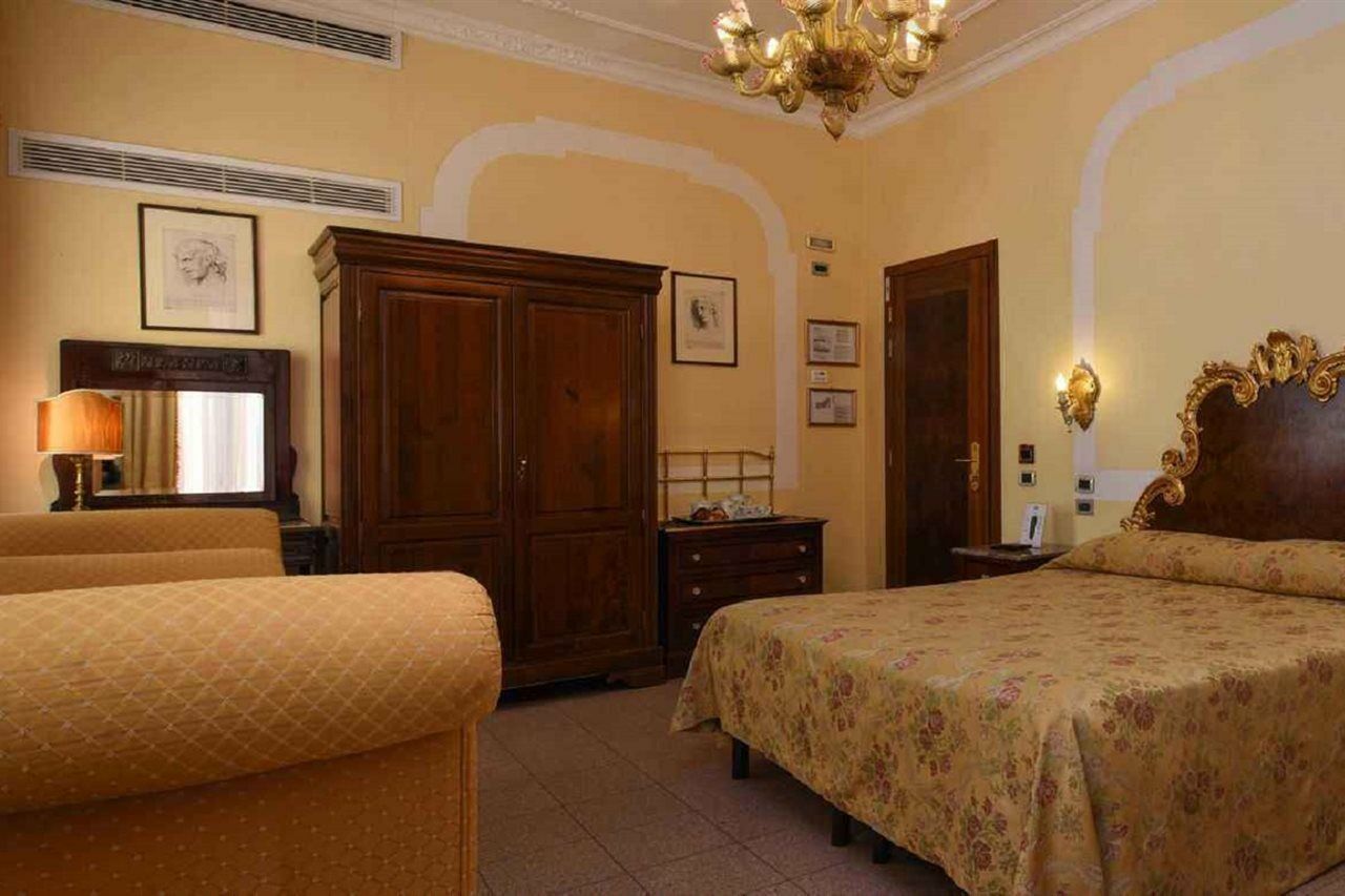 Hotel San Moise Venesia Bagian luar foto
